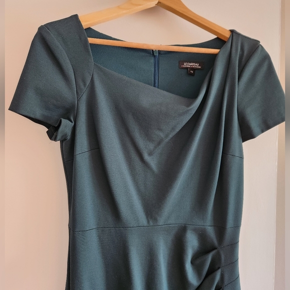 Le Chateau Emerald Green Fitted, Classy Dress, Asymmetrical neckline - Picture 4 of 9